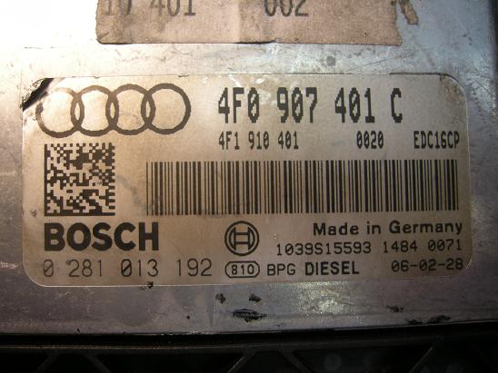 Блок управления двигателем (ECU) AUDI, VW 4F1910401