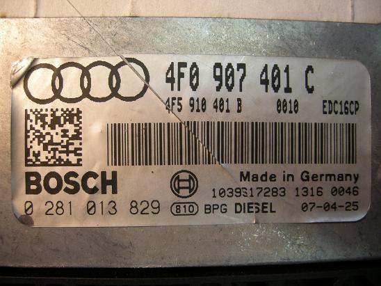 Блок управления двигателем (ECU) AUDI, VW 4F5910401B