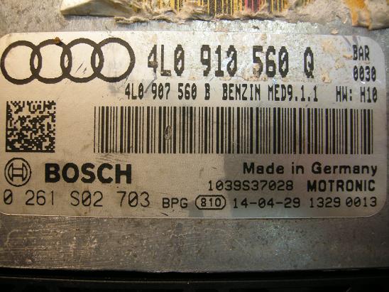 Блок управления двигателем (ECU) AUDI, VW 4L0910560Q