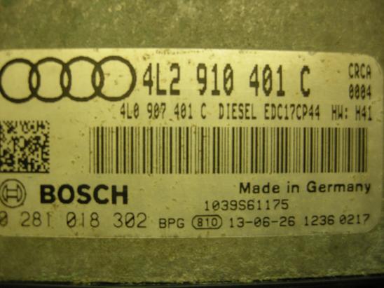 Блок управления двигателем AUDI, VW 4L2910401C
