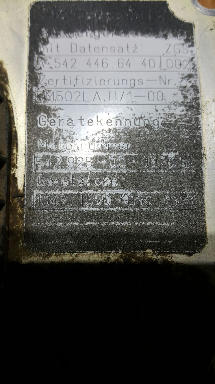 Блок управления двигателем (ECU) Mercedes 5424465440