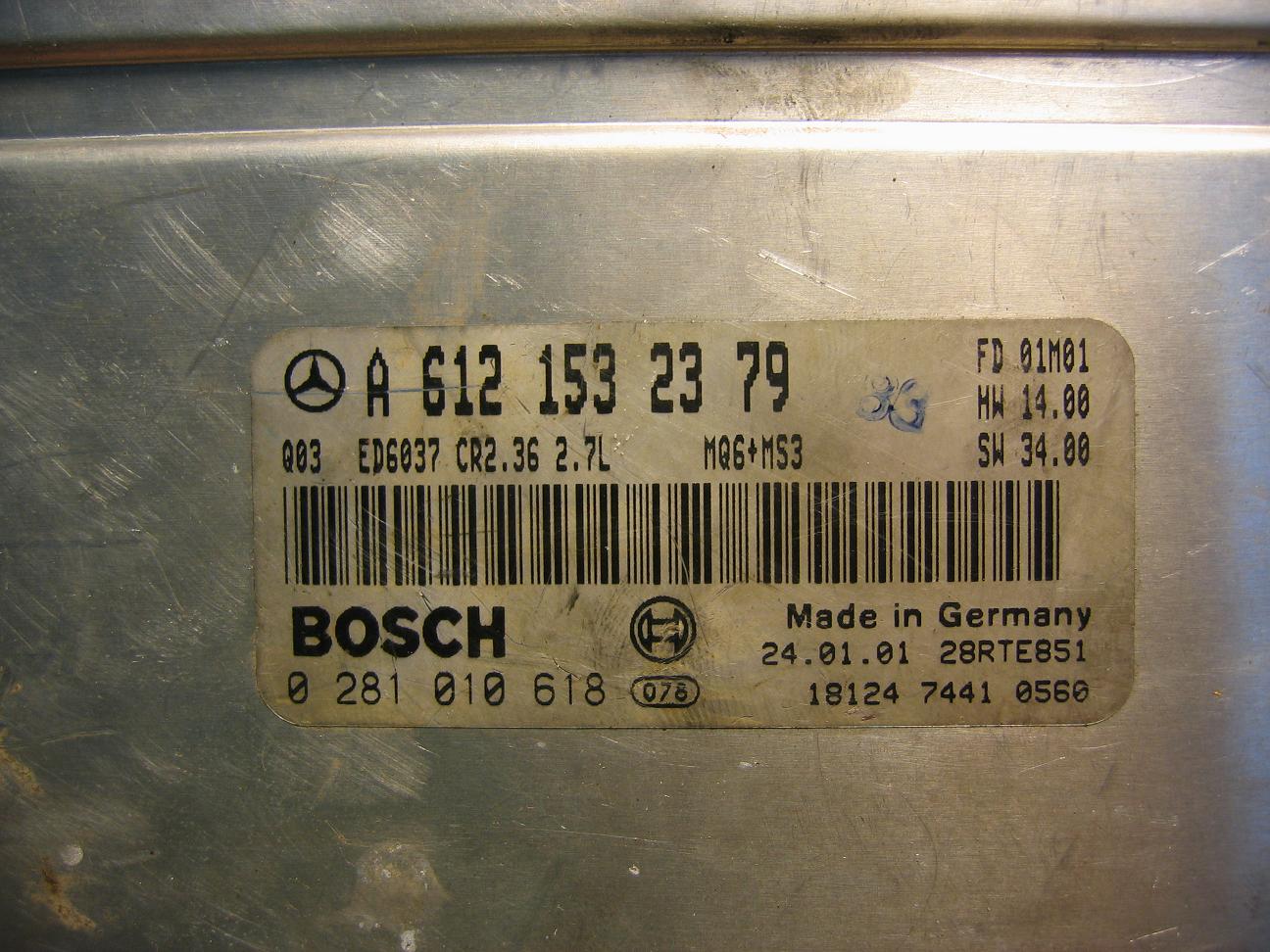 Блок управления двигателем Mercedes 6121532379