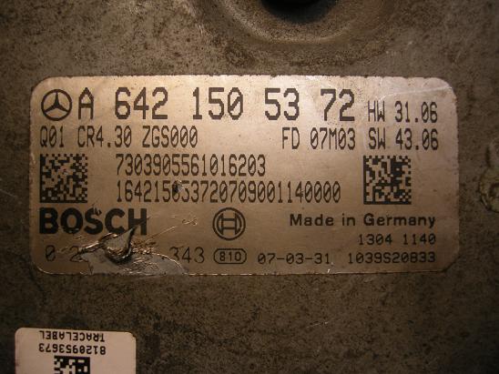 Блок управления двигателем (ECU)Mercedes 6421505372