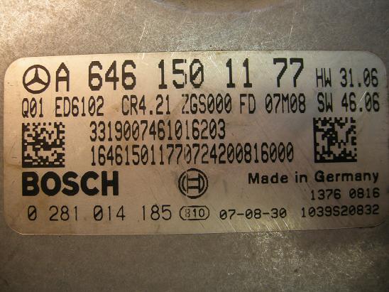 Блок управления двигателем Mercedes 6461501177