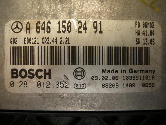 Блок управления двигателем (ECU) Mercedes 6461502491