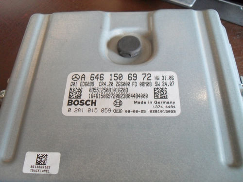 Блок управления двигателем Mercedes 6461506972