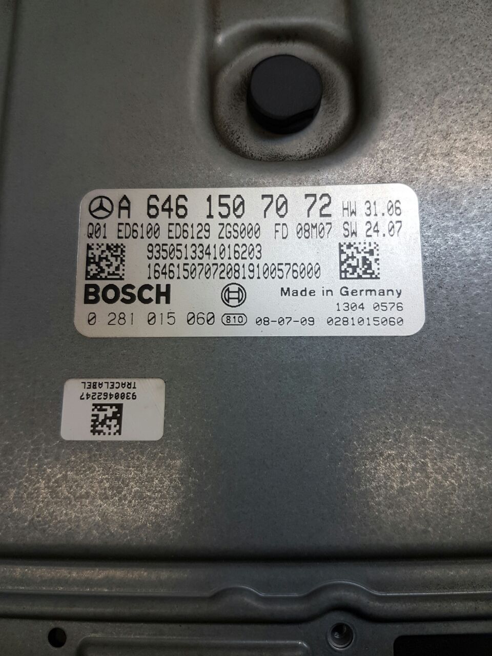 Блок управления двигателем Mercedes 6461507072