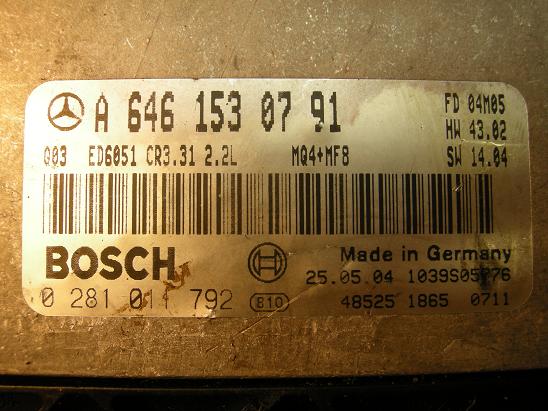 Блок управления двигателем (ECU) Mercedes 6461530791