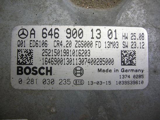 Блок управления двигателем Mercedes 6469001301