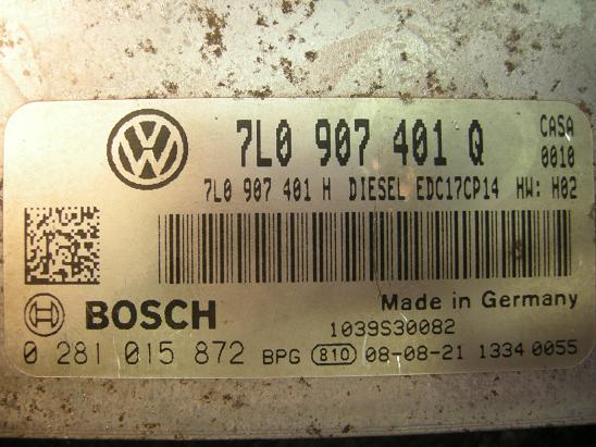 Блок управления двигателем (ECU) AUDI, VW 7L0907401Q
