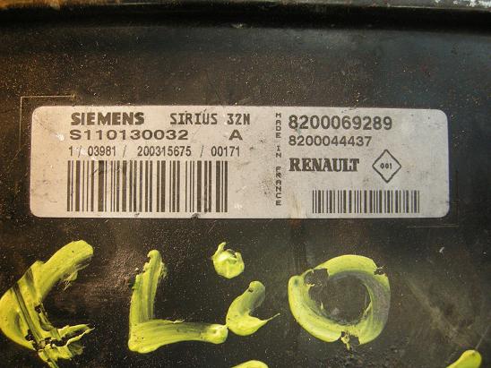 Блок управления двигателем Renault 8200069289