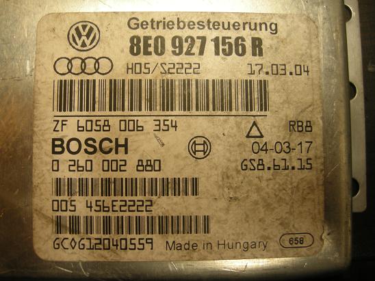 Блок управления двигателем (ECU)Airbag (SRS) 8E0927156R