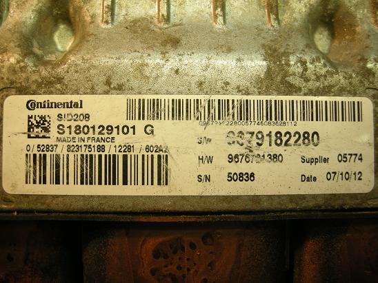 Блок управления двигателем (ECU) Peugeot&Citroen S180129101